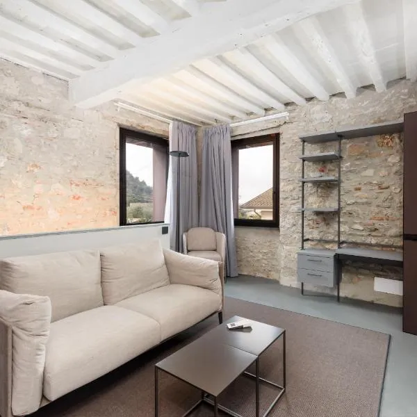 VOMAN Luxury Apartments, Hotel in Pietrasanta