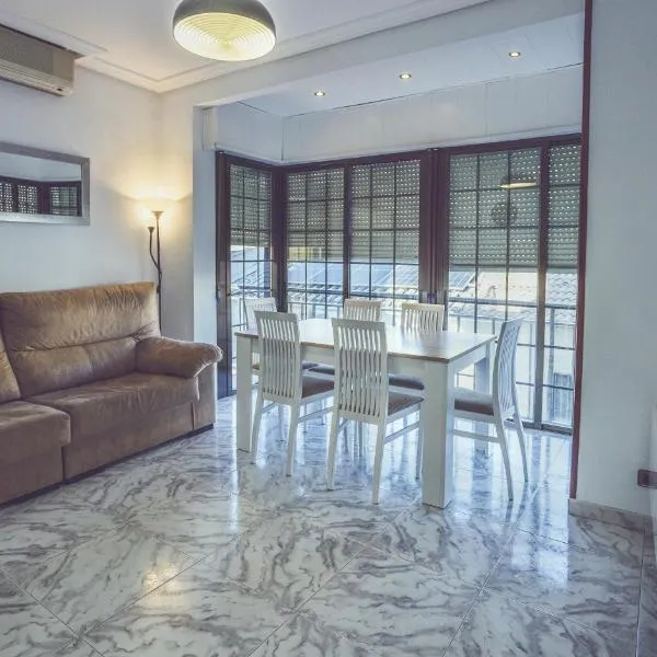 Apartamento Picual Tranquilo y bien ubicado, hotel v destinácii Úbeda