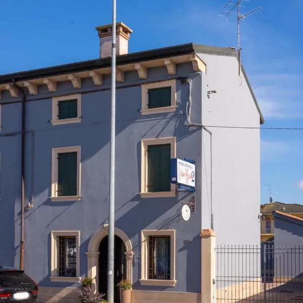 Residenza Villa Bella 2, hotel v destinaci Mozzecane