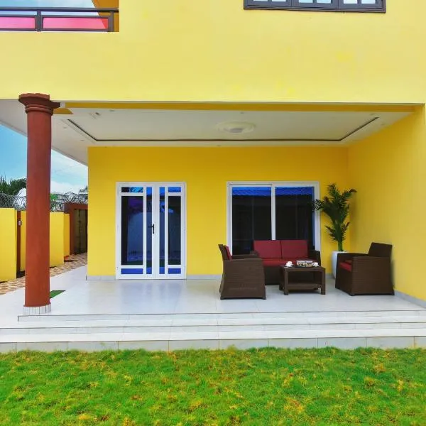 Maison moderne à Calavi - paisible et confortable, hotel din Abomey-Calavi