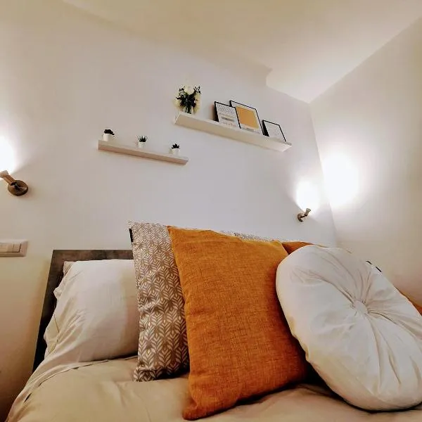 Elunà Assisi Home, hotel ad Assisi