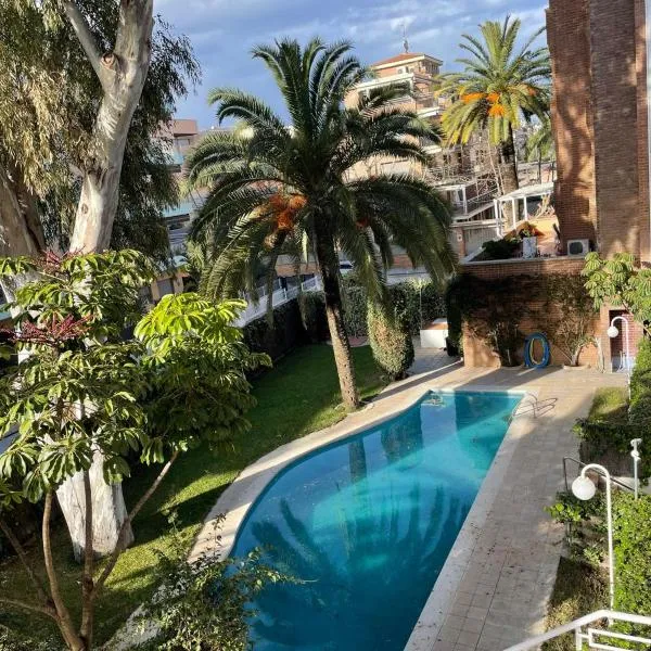 Relájate frente al mar, Hotel in Torredembarra