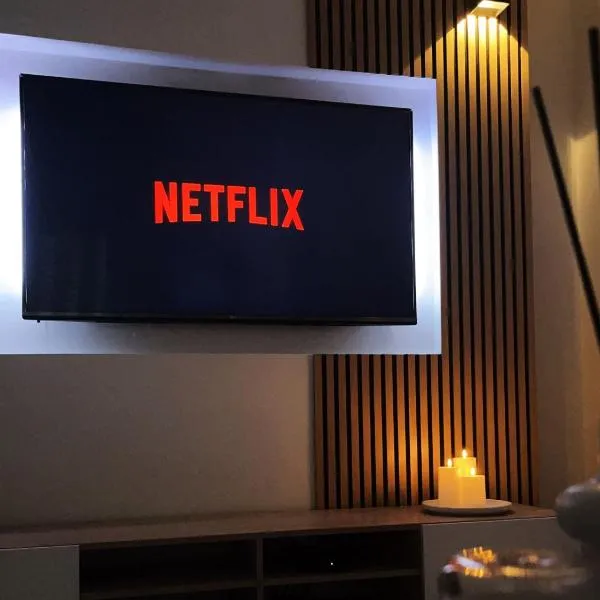 Appartement 5 Lits, tout équipé, WiFi, NetfliX, hotel a Vaulx-en-Velin