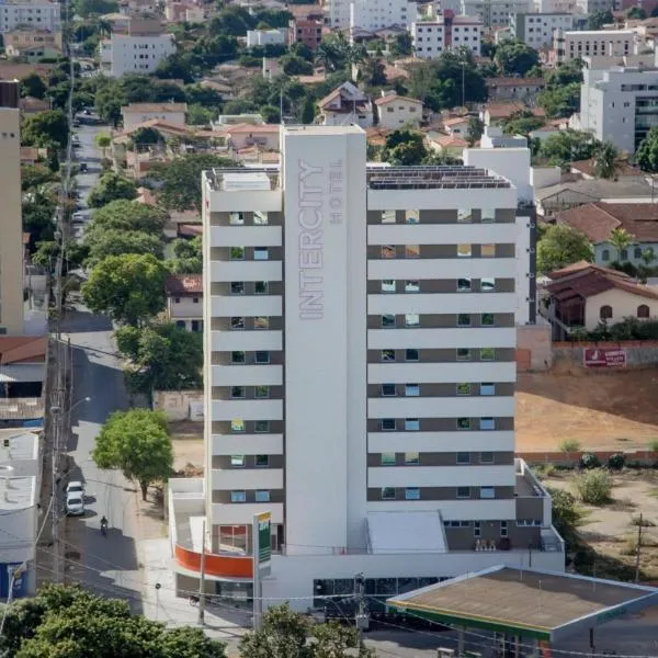 Intercity Montes Claros, hotel v destinaci Montes Claros