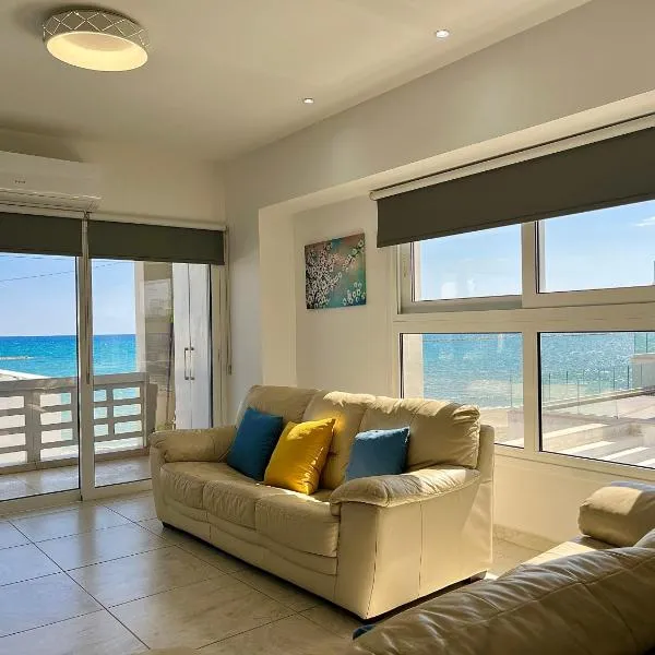 Larnaca BeachHouse, hotel in Larnaka