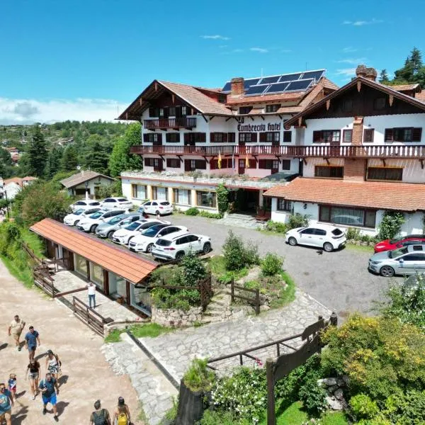 Hotel La Cumbrecita โรงแรมในลากุมเบรซิตา