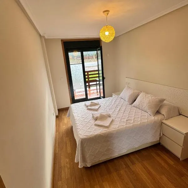 Apartamento Herosa 2 Spa, hotel en San Miguel de Reinante