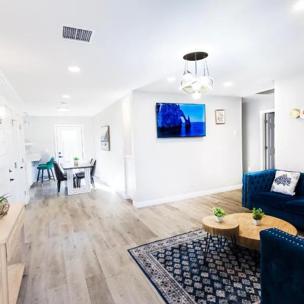 Exotic Home Escondido 3 Bedroom by sdstay, hotel v destinaci Escondido