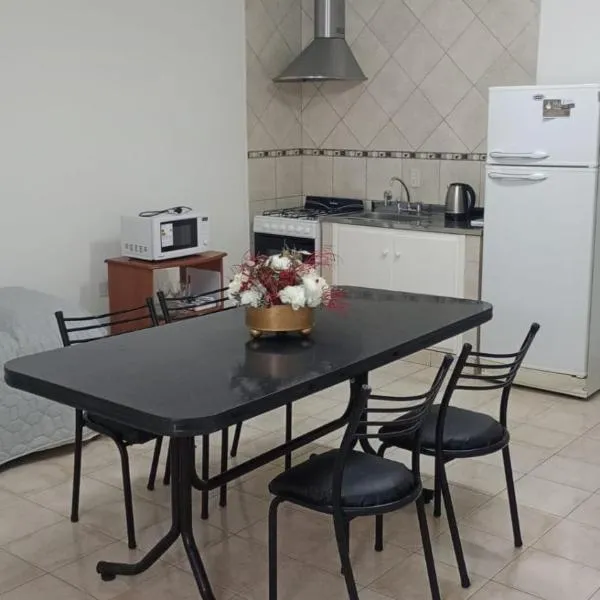 Departamento Temporario en Tres Arroyos, hotel di Tres Arroyos