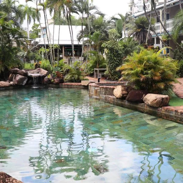 Colonial Palms Motor Inn, hotel v destinaci Airlie Beach
