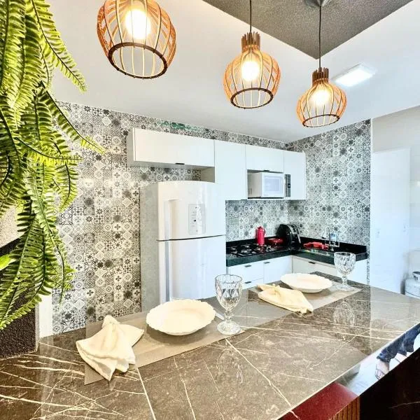 Incrível apartamento com suíte no centro da cidade, hotel in Formosa