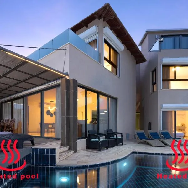 Villa Daniela 5BR heated pool וילה דניאלה 5 חדרי שינה בריכה מחוממת, hotel v destinaci Eilat