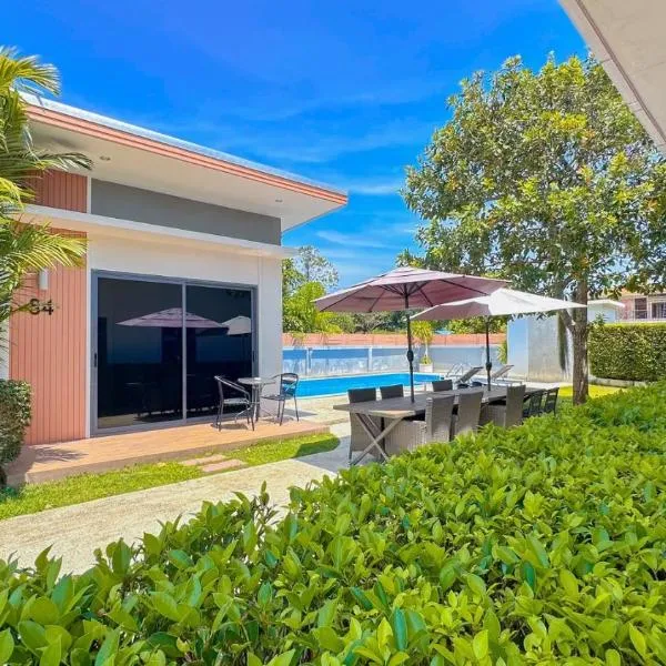 The Memories Hill Phuket, hotel v destinaci Thalang