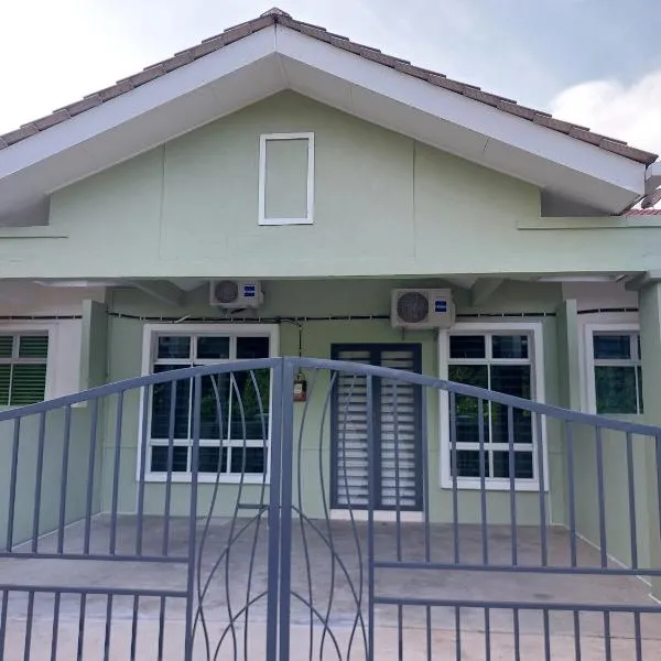 Sun Galaxy Homestay Jasin, hotel in Bemban