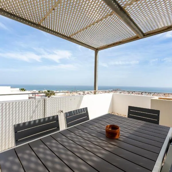 Duplex de lujo, hotel Carbonerasban