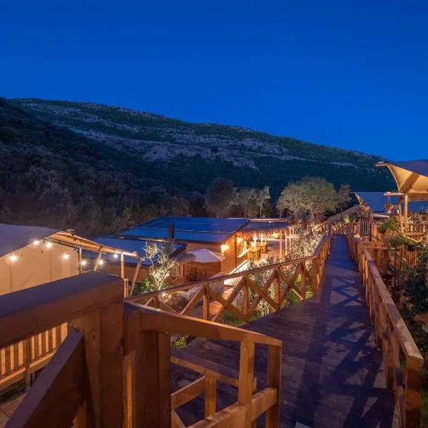 Sea Glamping、コトルのホテル