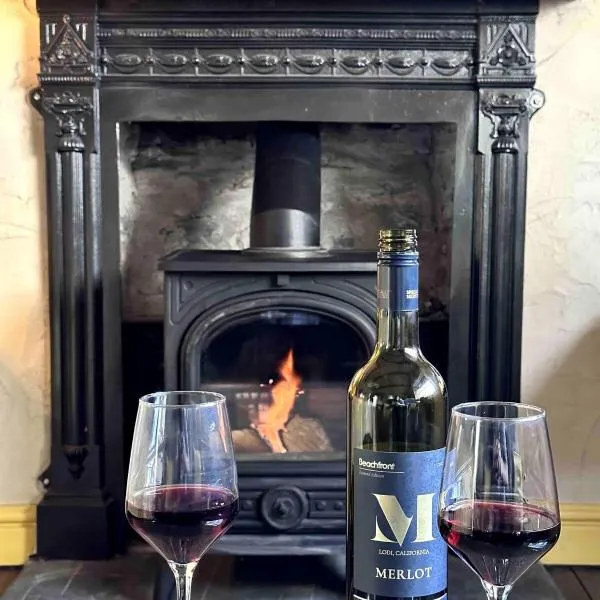 Hot-tub Hideaway, hotel in Near Sawrey