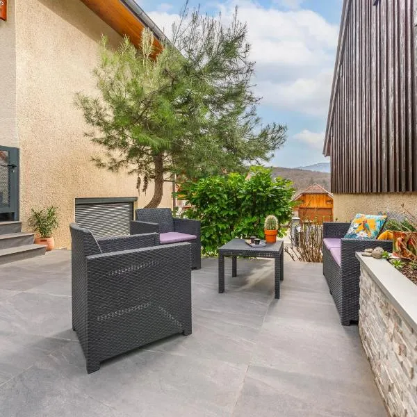 TheLittleCosy Studio I Annecy Lake I Talloires I Classé "Meublé Touristique", hótel í Talloires