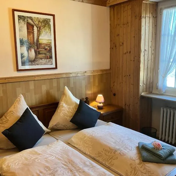 Gästehaus Zur Burggräfin, hotel v destinaci Manderscheid