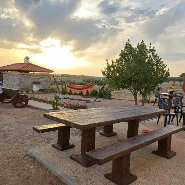 Viesnīca Casa de Campo das Oliveiras pilsētā Idanja a Nova