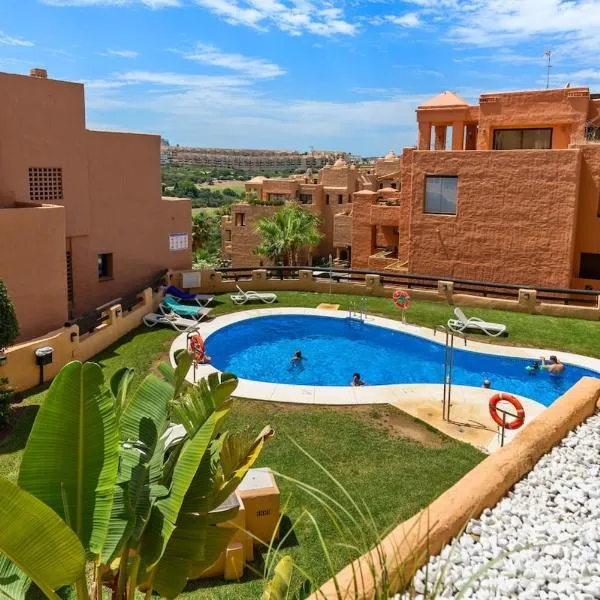 Coto Real Apartment with Pools & Big Terrace, hotel v mestu Manilva