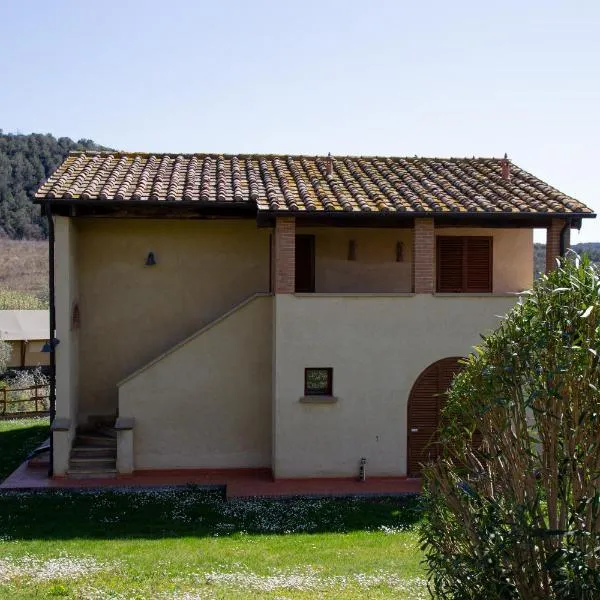 Resort Le Tegole – hotel w mieście Riparbella