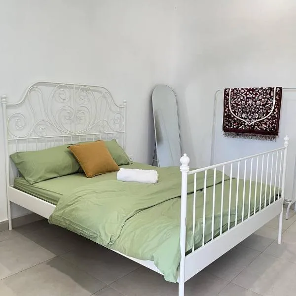 Lily's Homestay, hotel a Kampung Sungai Baharu