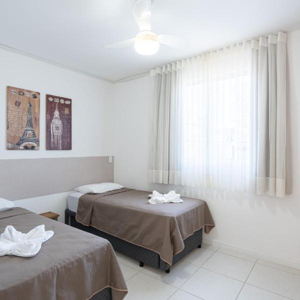 Apartamentos em Bal Piçarras 150 M DA PRAIA com Sacada Wi Fi, Piscina, Portaria 24h, Playground e vaga de GARAGEM - Foto 2