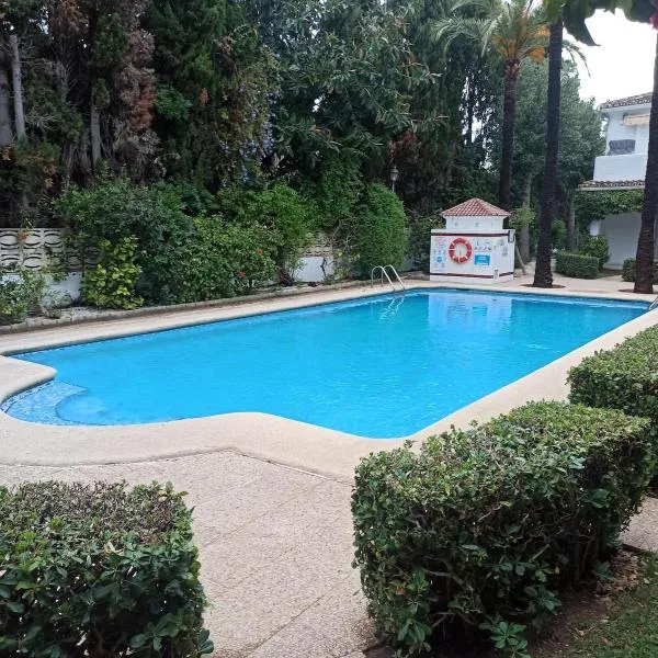 Encantador alojamiento en Denia, khách sạn ở Denia