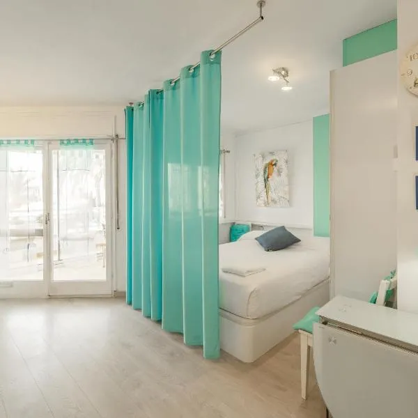 WELCS ESTUDIO 228 EMP frente al canal, hótel í Empuriabrava