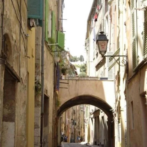 Vieille ville Menton-ideale inverno, hotel in Menton