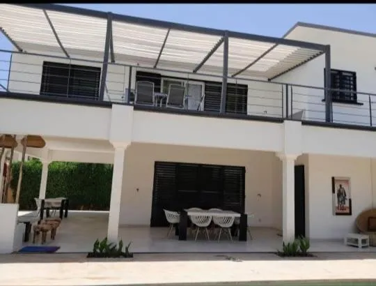Villa Mattéo bord de mer, hotel en Mbour