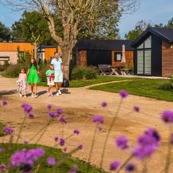 EuroParcs Kagerplassen, hotel v destinaci Warmond