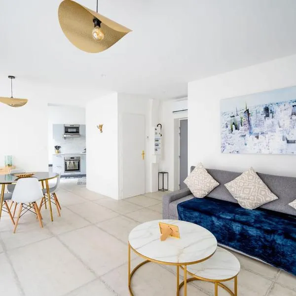 Bordeaux cosy home - Centre ville - proche Tourny - studios et T2, hotell i Bordeaux
