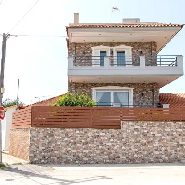 Franceska's guest house, ξενοδοχείο σε Αρτέμιδα