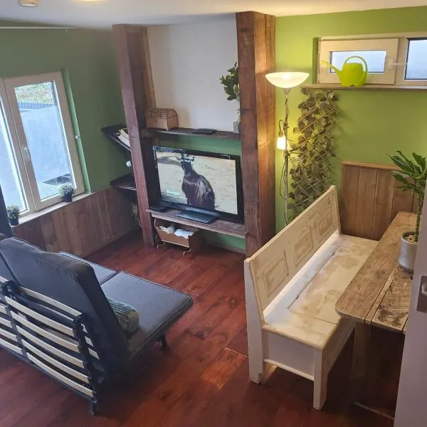 vakantiehuisje van Orten , ganzjährig buchbar, hotel in Sint Annaland