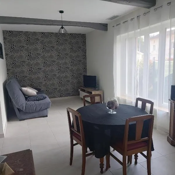 Gîte Cabara, hotel em Cabara