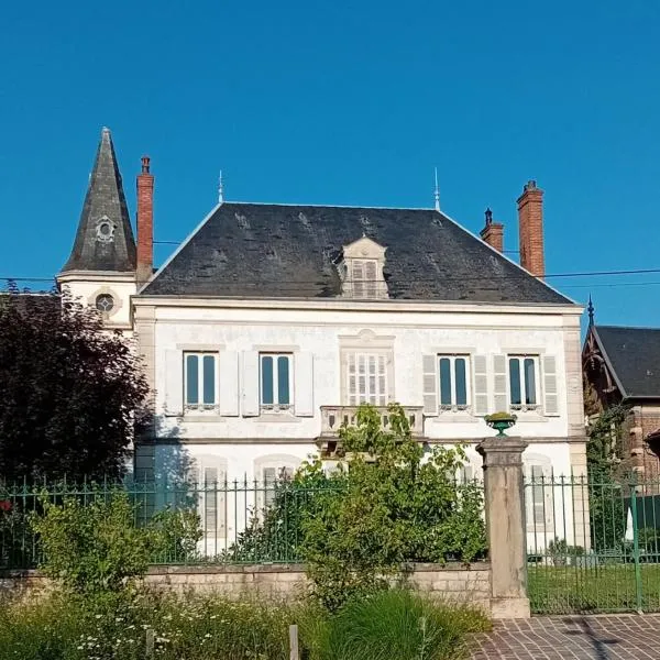 Manoir de la Saône: Seurre şehrinde bir otel