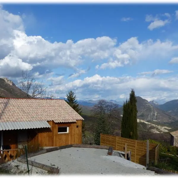 chalet Le Géranium, hotel in Briançonnet