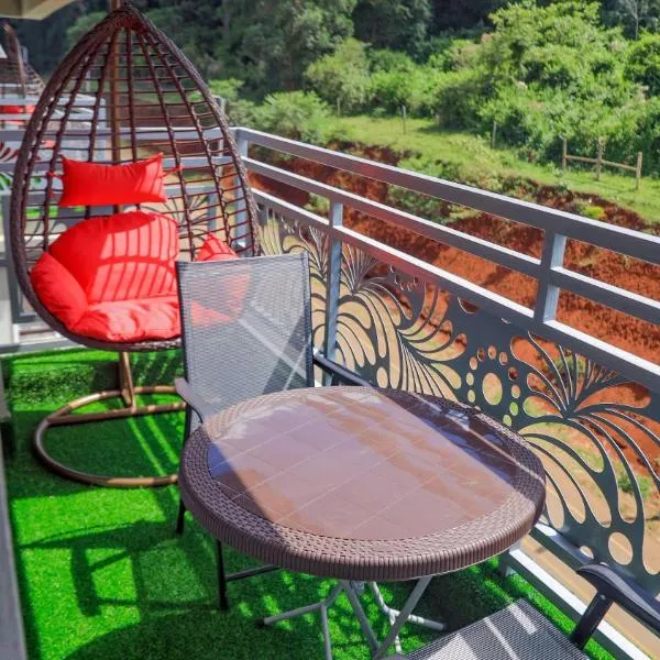 KYM'S Superstays, hotel di Meru