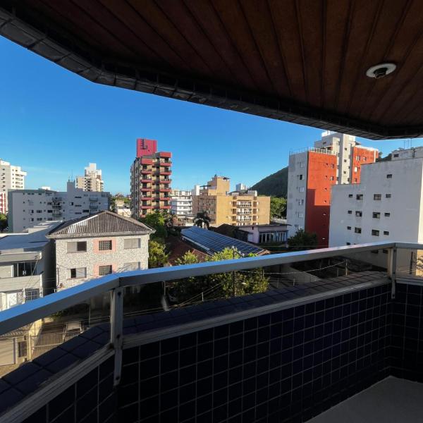 Apartamento tranquilo 6 quadras da praia