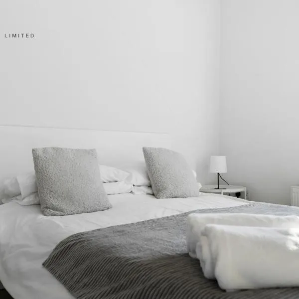 1-Bedroom Apartment near East Croydon Station - 2, hotel v destinaci South Norwood