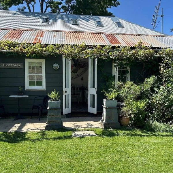 Apple Tree Lane Cottage, hotel in Bowral