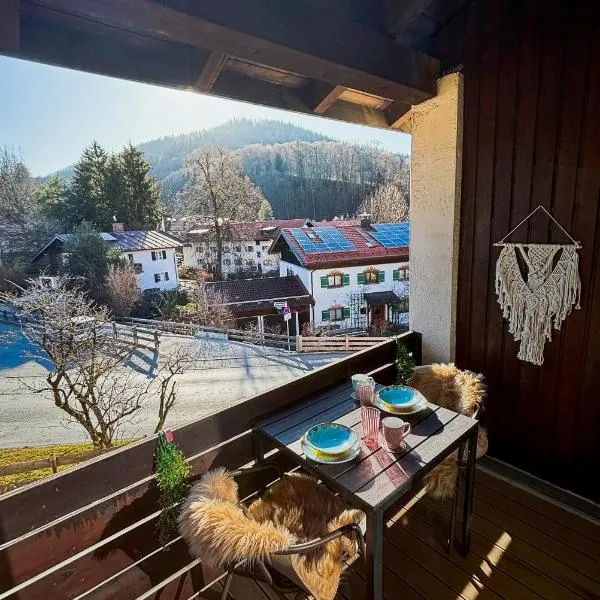 Zentrales Apartment mit Balkon direkt am Wanderweg - Alpenperle Tegernsee, khách sạn ở Tegernsee