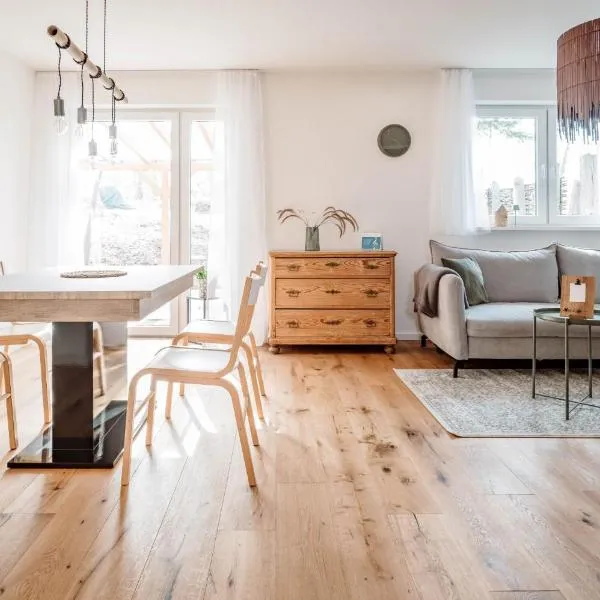 Ferienwohnung Heinrichsruhe、ヴァイカースハイムのホテル