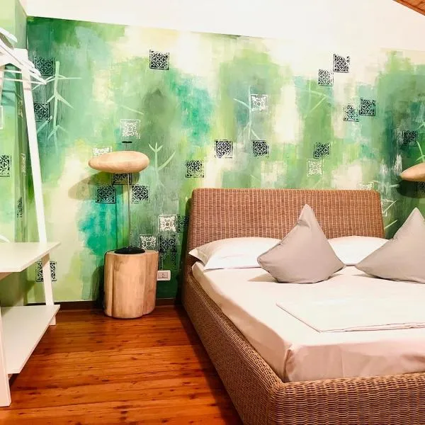 Sleep In Venzone Mitte, hotel v destinaci Venzone