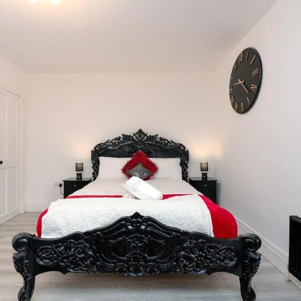 Nelson cottage- WiFi-parking-M65-Hospital- town -food- shops- contractor, hotel in Nelson