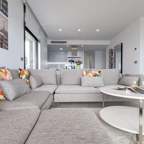 SUNSET CLIFFS dream apartment, hotel a Benidorm