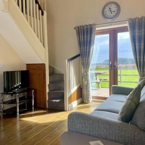 Grange Farm Cottages, hotel a Wressell