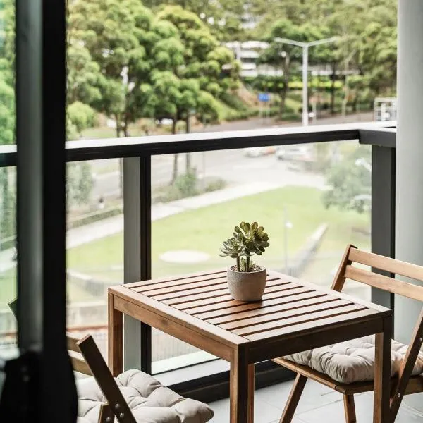 47OP Elegant Parkview Abnb-Style 2BR Retreat with Free Parking, hotel i Sydney
